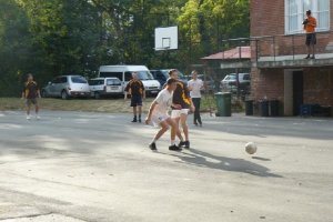 Tanár-diák focimeccs